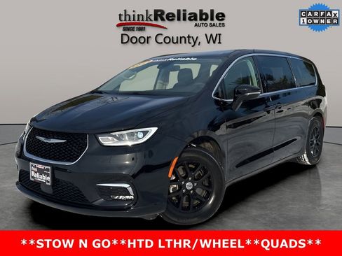 Used 2024 Chrysler Pacifica Touring-L FWD image 1