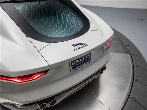 Used 2024 Jaguar F-TYPE R AWD/4WD image 32