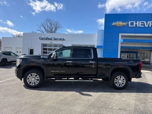 Used 2022 GMC Sierra 3500 Denali w/ LPO, GMC Protection Package image 6