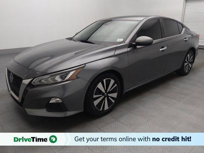 Used 2022 Nissan Altima 2.5 SV