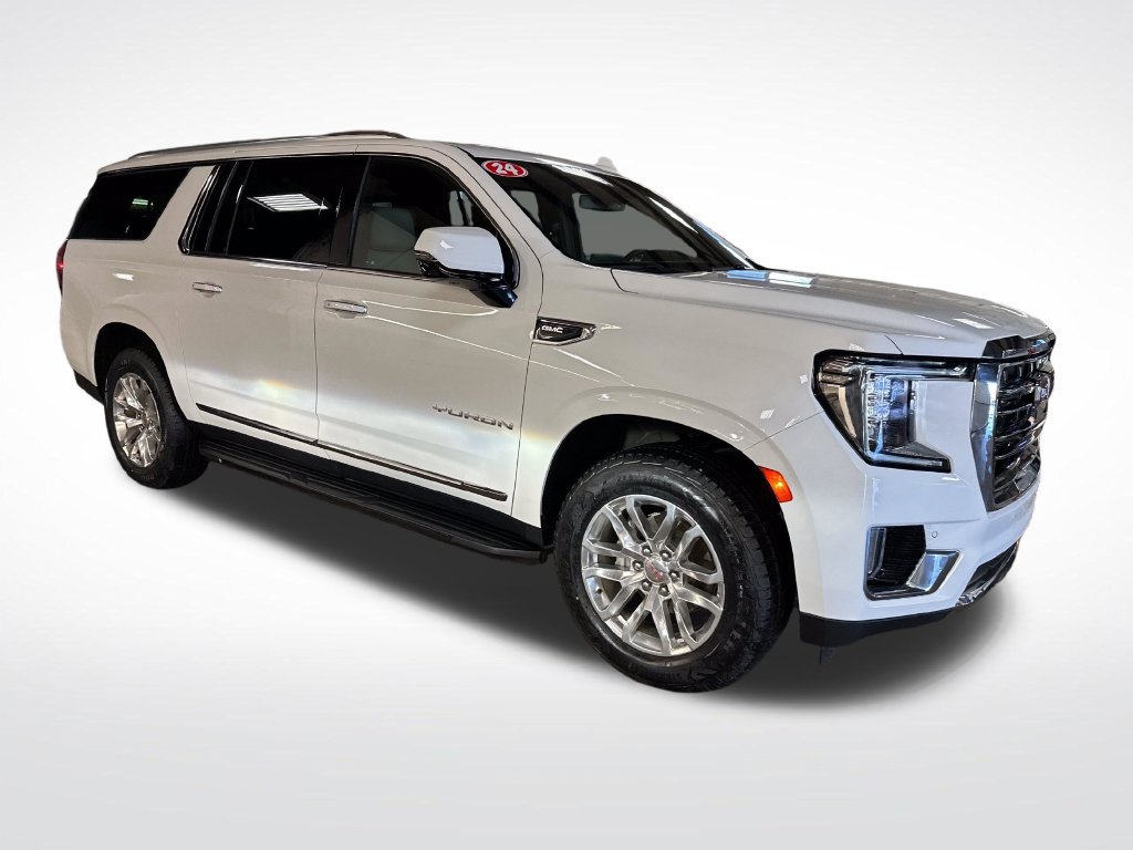 Used 2024 GMC Yukon XL SLT w/ SLT Luxury Package AWD/4WD image 8