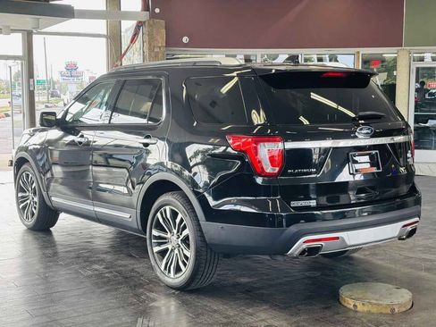 Used 2017 Ford Explorer Platinum AWD/4WD image 13