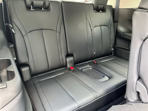 Certified 2026 INFINITI QX60 Luxe w/ Cargo Package FWD image 16