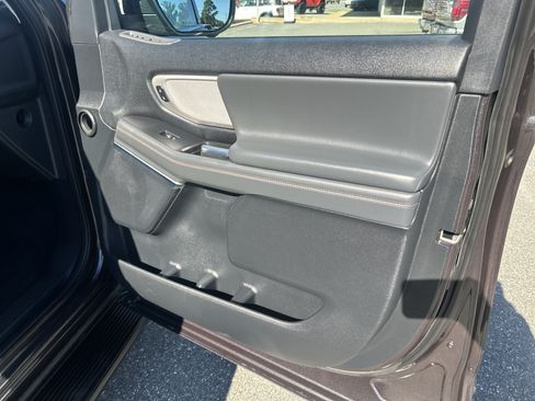 Used 2025 Ford Expedition Max Active RWD image 22