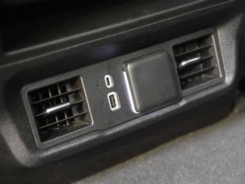 Used 2024 Chevrolet Silverado 1500 LT RWD image 33