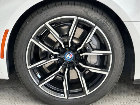 Certified 2023 BMW i4 eDrive40 w/ M Sport Package image 11