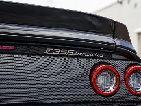 Used 1995 Ferrari F355 Berlinetta RWD image 59