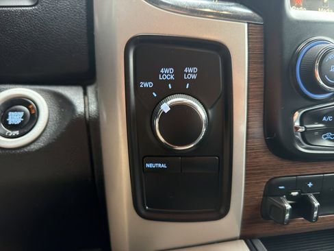 Used 2017 RAM 2500 Laramie w/ Convenience Group AWD/4WD image 31