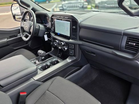 Used 2024 Ford F150 XLT w/ Mobile Office Package image 9