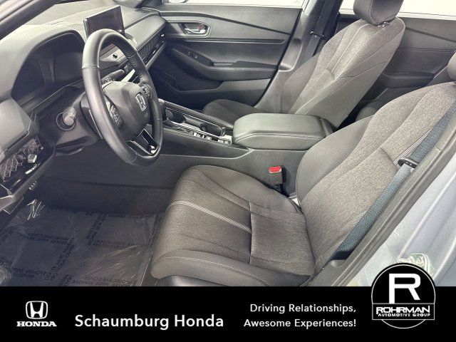 Used 2025 Honda Accord Sport image 4