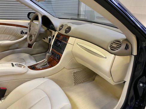 Used 2007 Mercedes-Benz CLK 350 Cabriolet image 37