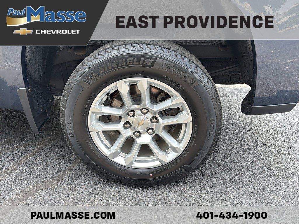 Used 2023 Chevrolet Silverado 1500 LT AWD/4WD image 9