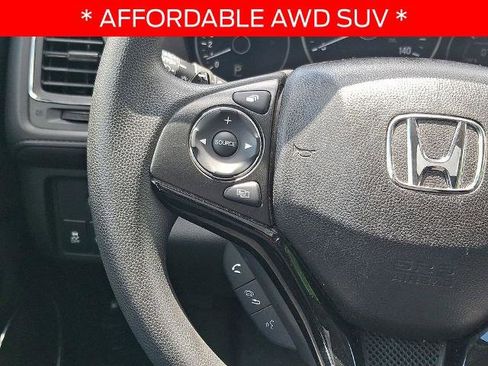 Used 2018 Honda HR-V EX image 21