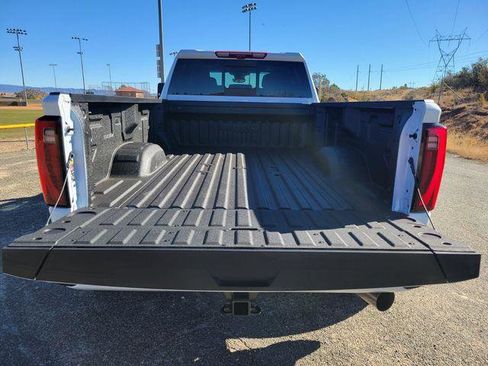 New 2026 GMC Sierra 3500 Denali w/ Denali Reserve Package image 16