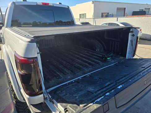 Used 2022 Ford F150 Platinum w/ Equipment Group 701A High image 26