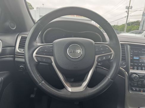 Used 2018 Jeep Grand Cherokee High Altitude AWD/4WD image 12