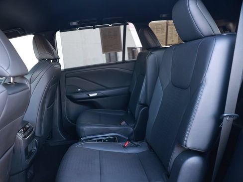 Used 2024 Lexus TX 500h AWD w/ Technology Package image 33