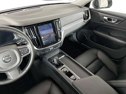 Used 2025 Volvo S60 B5 Core image 21