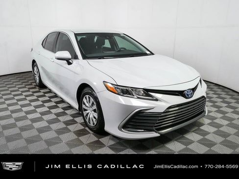 Used 2024 Toyota Camry LE FWD image 1