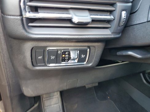 Certified 2024 Lincoln Corsair FWD image 7