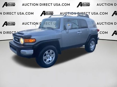 Used 2010 Toyota FJ Cruiser 4WD image 1
