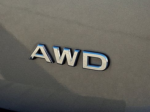 Used 2015 Nissan Rogue S w/ Convenience Package image 29