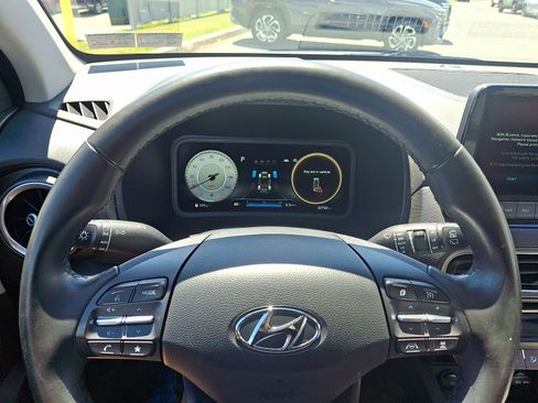 Certified 2023 Hyundai Kona Limited AWD/4WD image 18