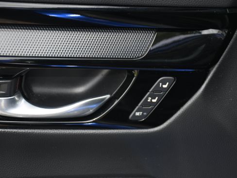 Used 2024 Honda CR-V EX-L image 12