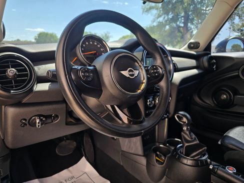 Used 2014 MINI Cooper 2-Door Hardtop FWD image 25