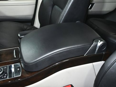 Used 2021 Land Rover Range Rover Westminster Edition image 46