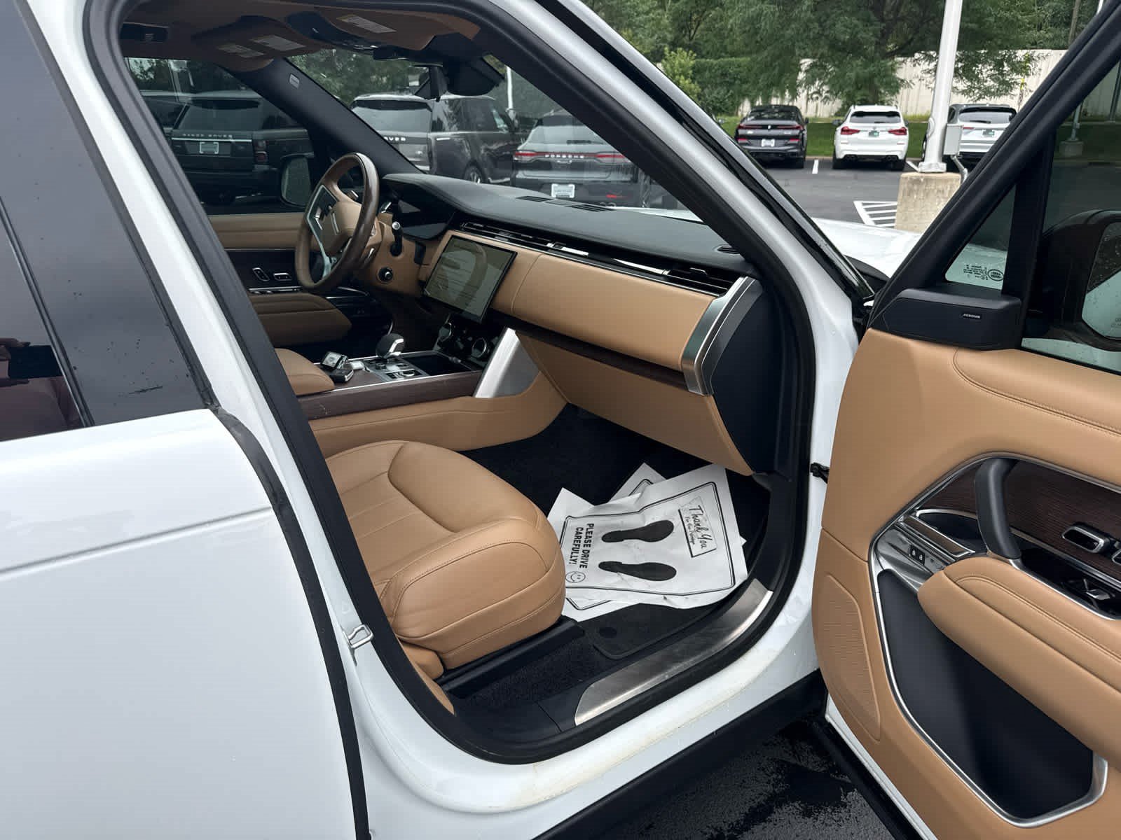 Used 2023 Land Rover Range Rover SE AWD/4WD image 7