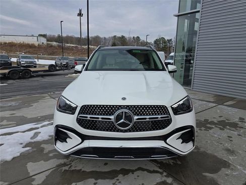 New 2026 Mercedes-Benz GLE 450 4MATIC image 9