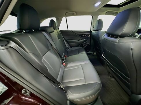 Used 2025 Subaru Outback Touring XT image 33