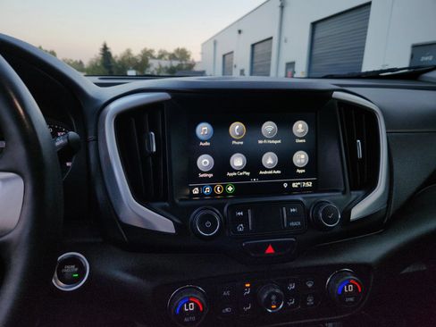 Used 2021 GMC Terrain SLT FWD image 14