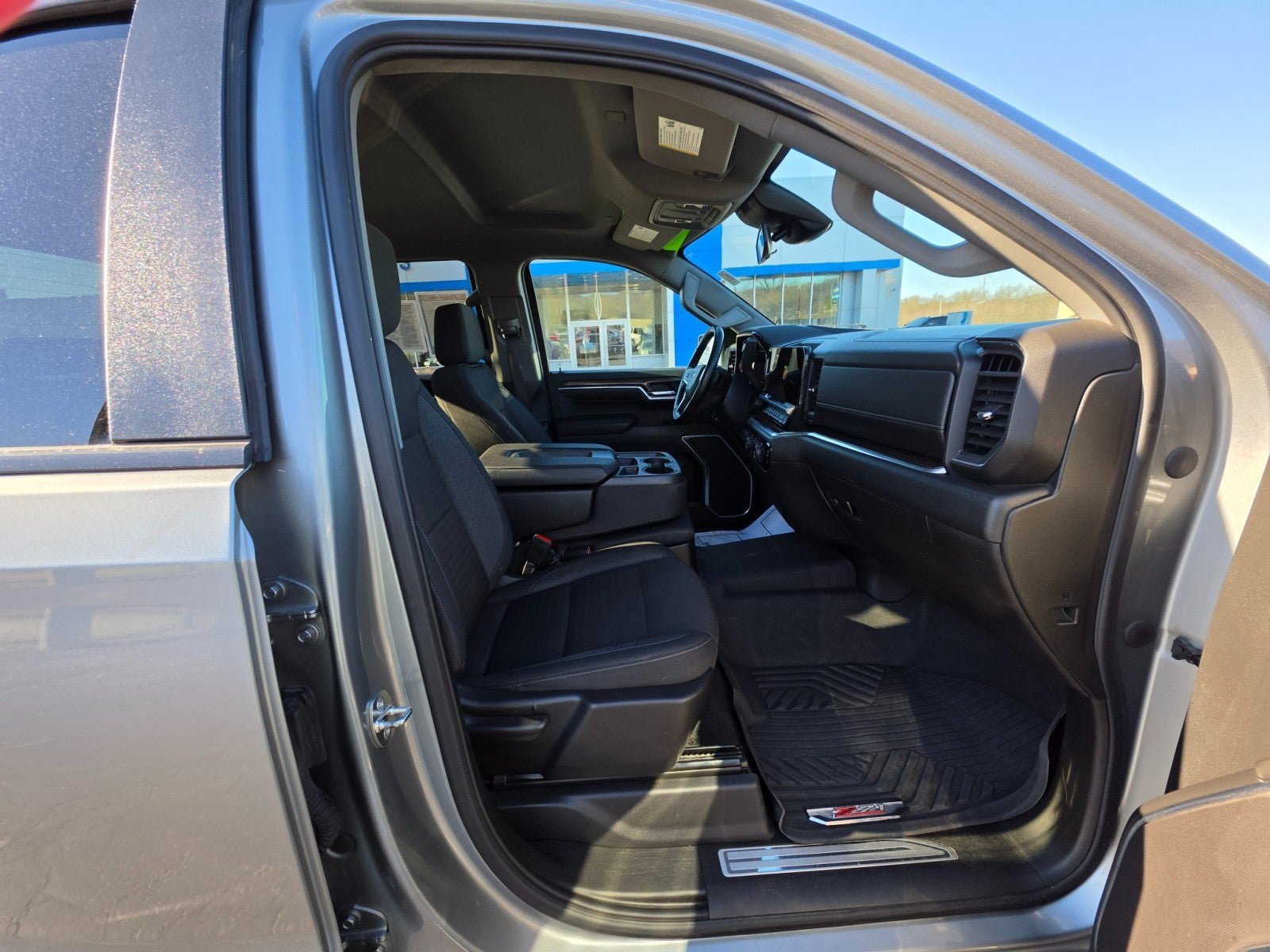 Used 2023 Chevrolet Silverado 1500 RST w/ Z71 Off-Road Package AWD/4WD image 14