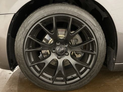 Used 2014 Dodge Charger R/T image 19