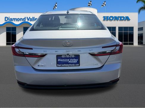 Used 2025 Toyota Camry LE FWD image 5