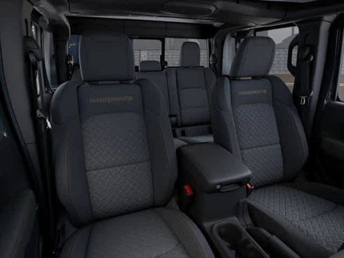 New 2026 Jeep Gladiator Mojave AWD/4WD image 9