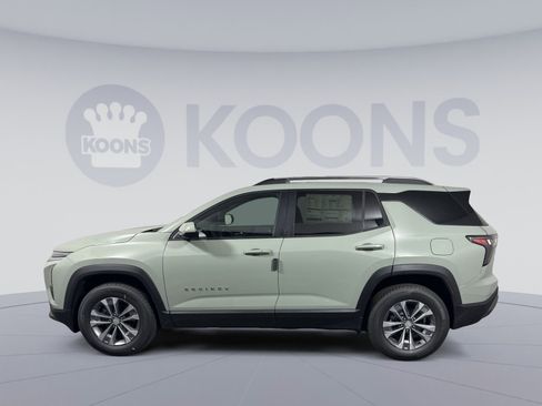 New 2026 Chevrolet Equinox LT w/ Convenience Package II image 2