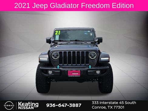 Used 2021 Jeep Gladiator Sport AWD/4WD image 2