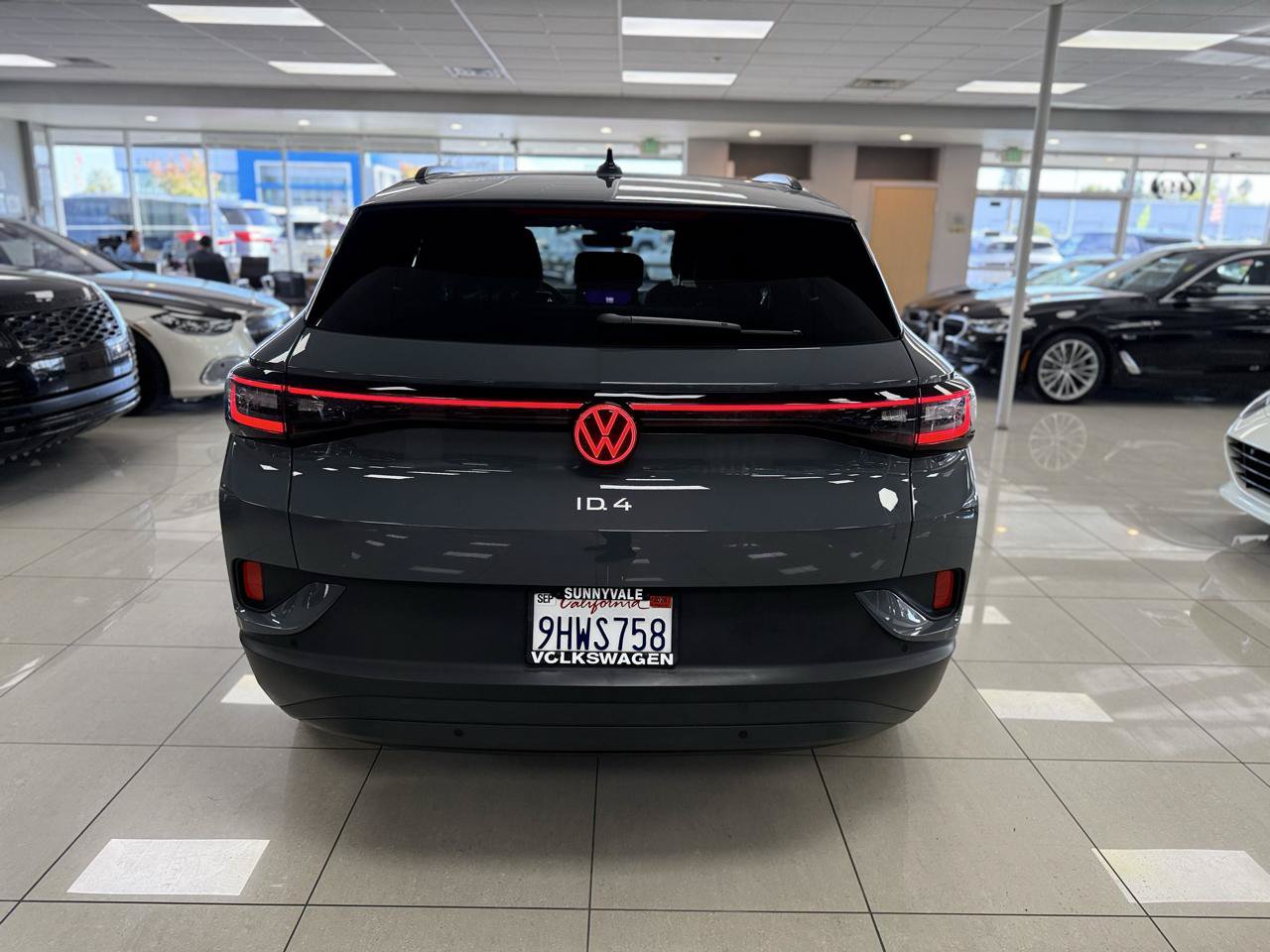 Used 2023 Volkswagen ID.4 Pro S RWD image 4