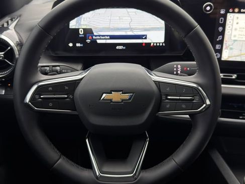 New 2026 Chevrolet Equinox LT FWD image 11