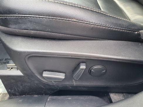 Certified 2022 Ford Escape SEL FWD image 12