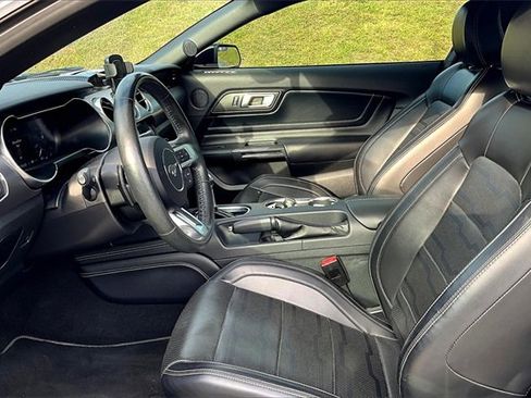 Used 2019 Ford Mustang GT Premium w/ Equipment Group 401A image 10