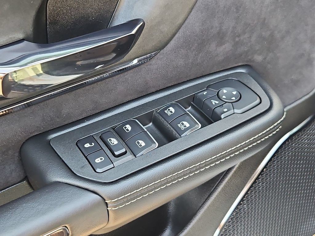Used 2025 RAM 1500 RHO AWD/4WD image 10