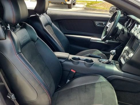 Certified 2017 Ford Mustang GT Premium RWD image 25