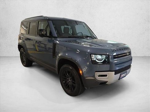Used 2025 Land Rover Defender 110 S AWD/4WD image 3