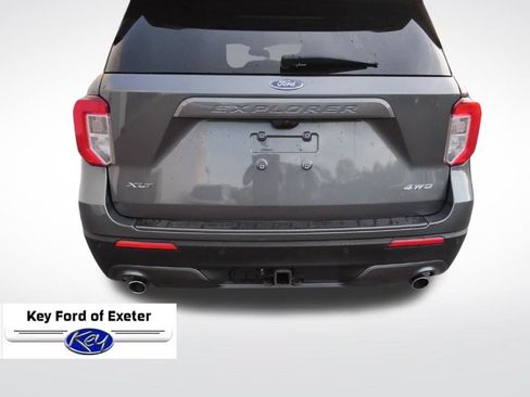 Used 2023 Ford Explorer XLT w/ Equipment Group 202A AWD/4WD image 10