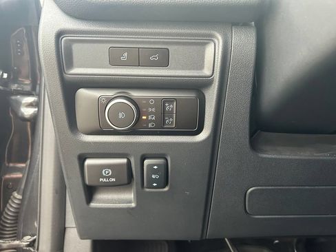Used 2023 Ford Expedition Max Limited AWD/4WD image 19