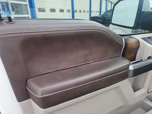 Used 2019 Ford F150 Limited w/ Trailer Tow Package image 16